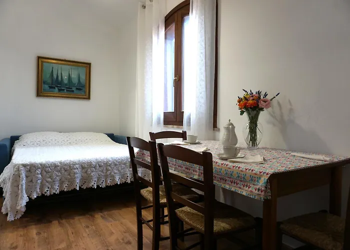 בית נופש Quartu Sant' Elena Casa Stella Marina *